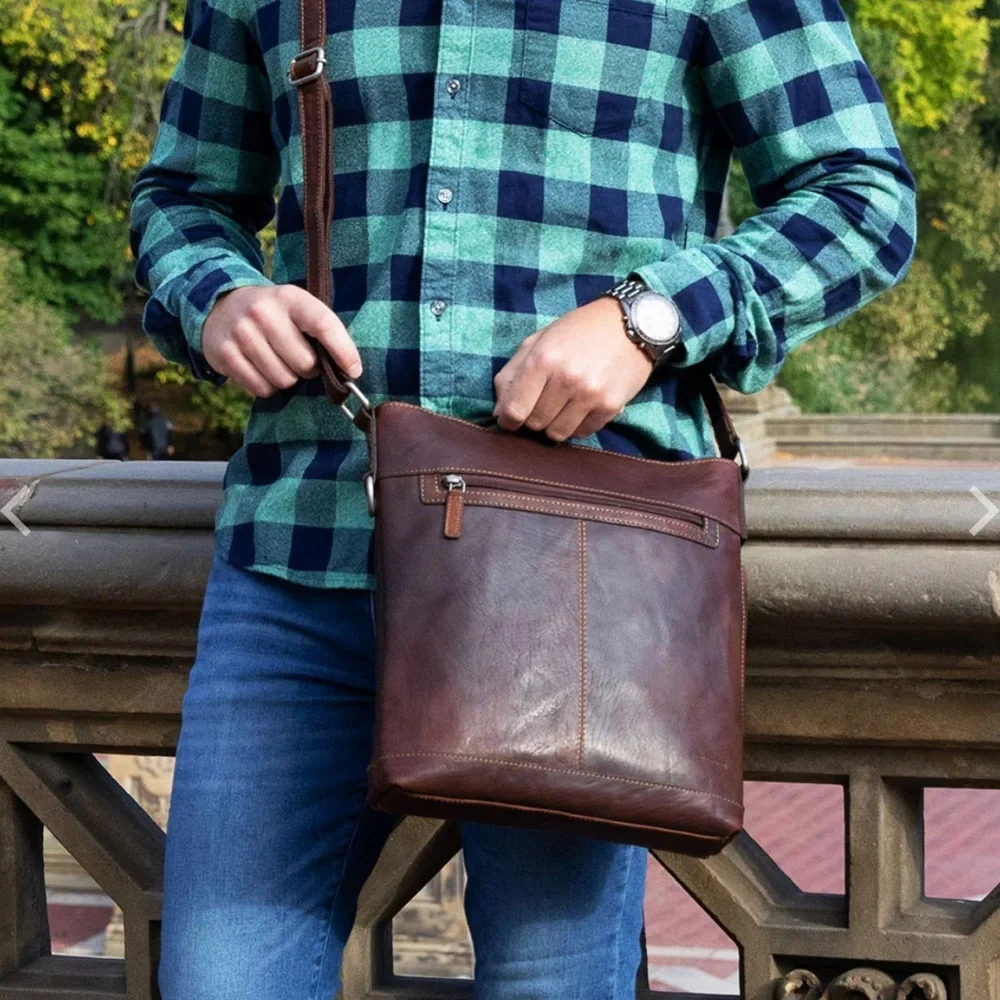 JACK  GEORGES  hand~stained Buffalo leather unisex messenger Bag